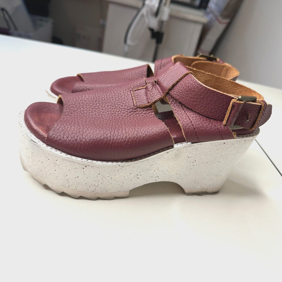 Anthro Gee Wawa Eggplant Leather White Platform Open Toe Ankle Strap Sandals 8 - Picture 1 of 10